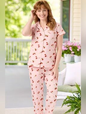 Ella Simone Strawberry Fields Cotton Pajama Set 100% cotton sz small